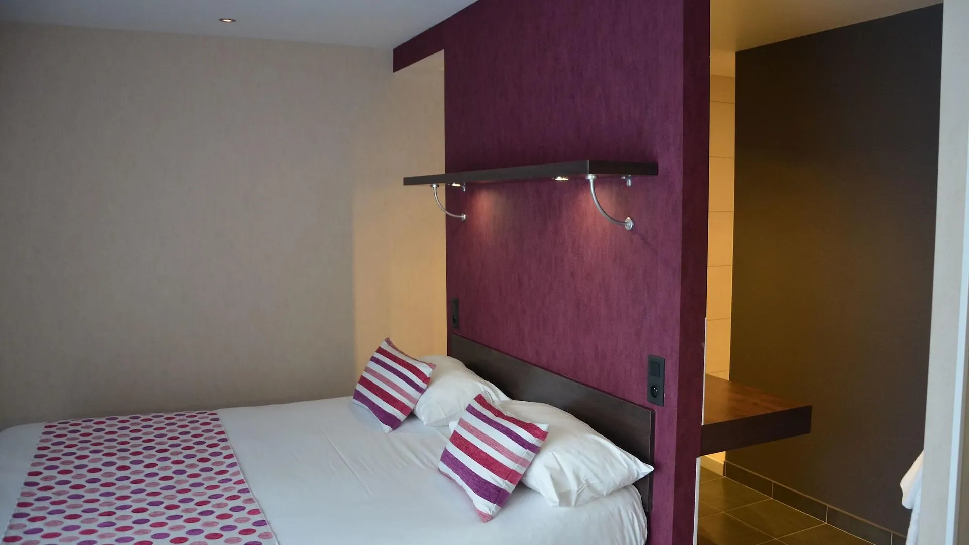 Logis Golfe Hotel Vannes 3*,