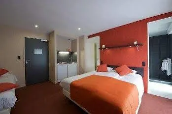 ***  Logis Golfe Hotel Vannes Francia